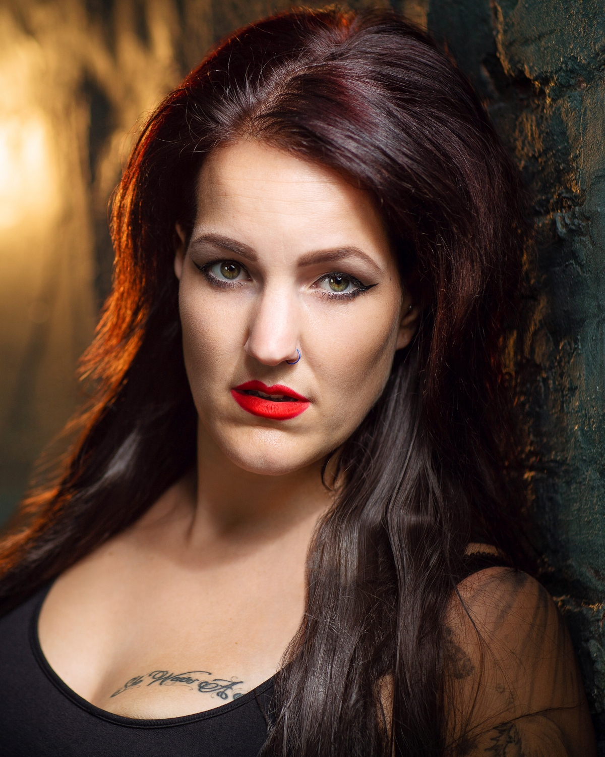 Chloe — Singergram singing telegram performer